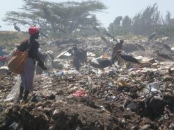 Many waste collectors at the Dandora dump on the outskirts of Nairobi are unaware of the dangers posed by medical waste.  / Credit:David Njagi/IPS
